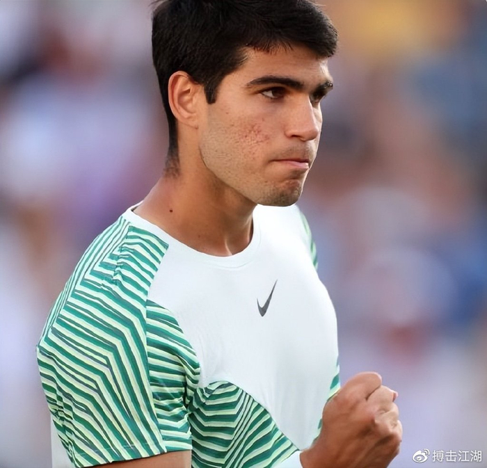 受激烈冲撞 受激烈冲撞