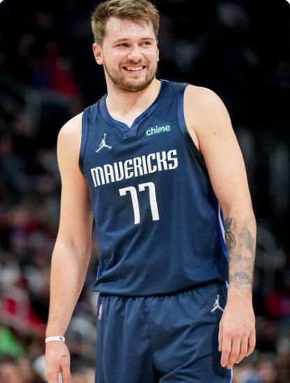 困难赛事中 困难赛事中