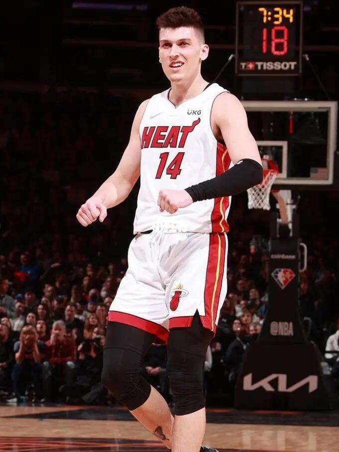 先优势进行 先优势进行